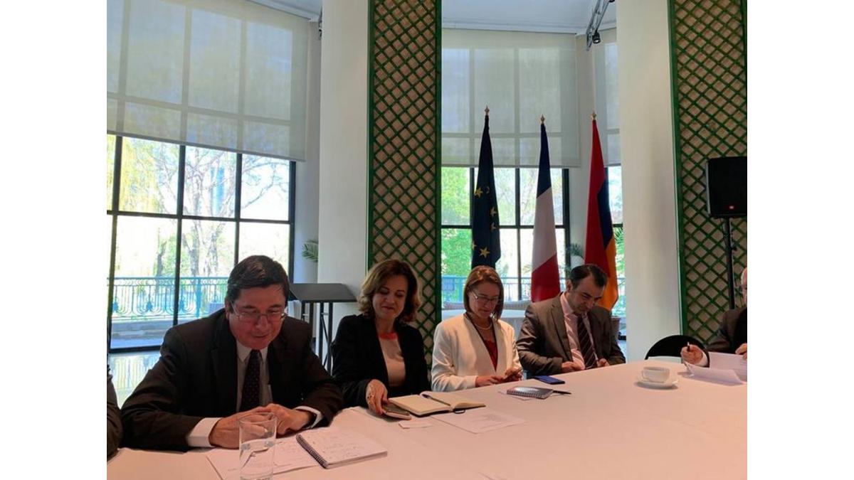 [Translate to Anglais:] 