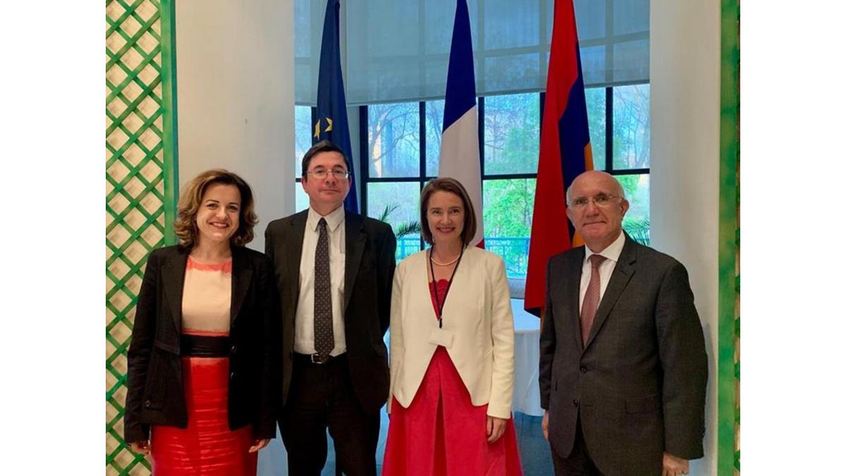 [Translate to Anglais:] 